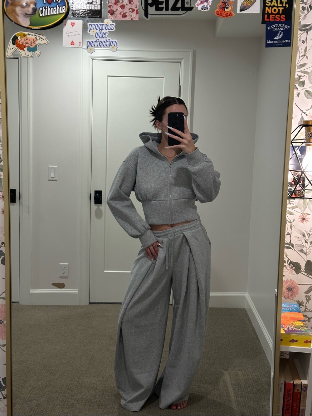 Bershka Gray Cropped Zip Hoodie & Wide Leg Sweatpants Set M